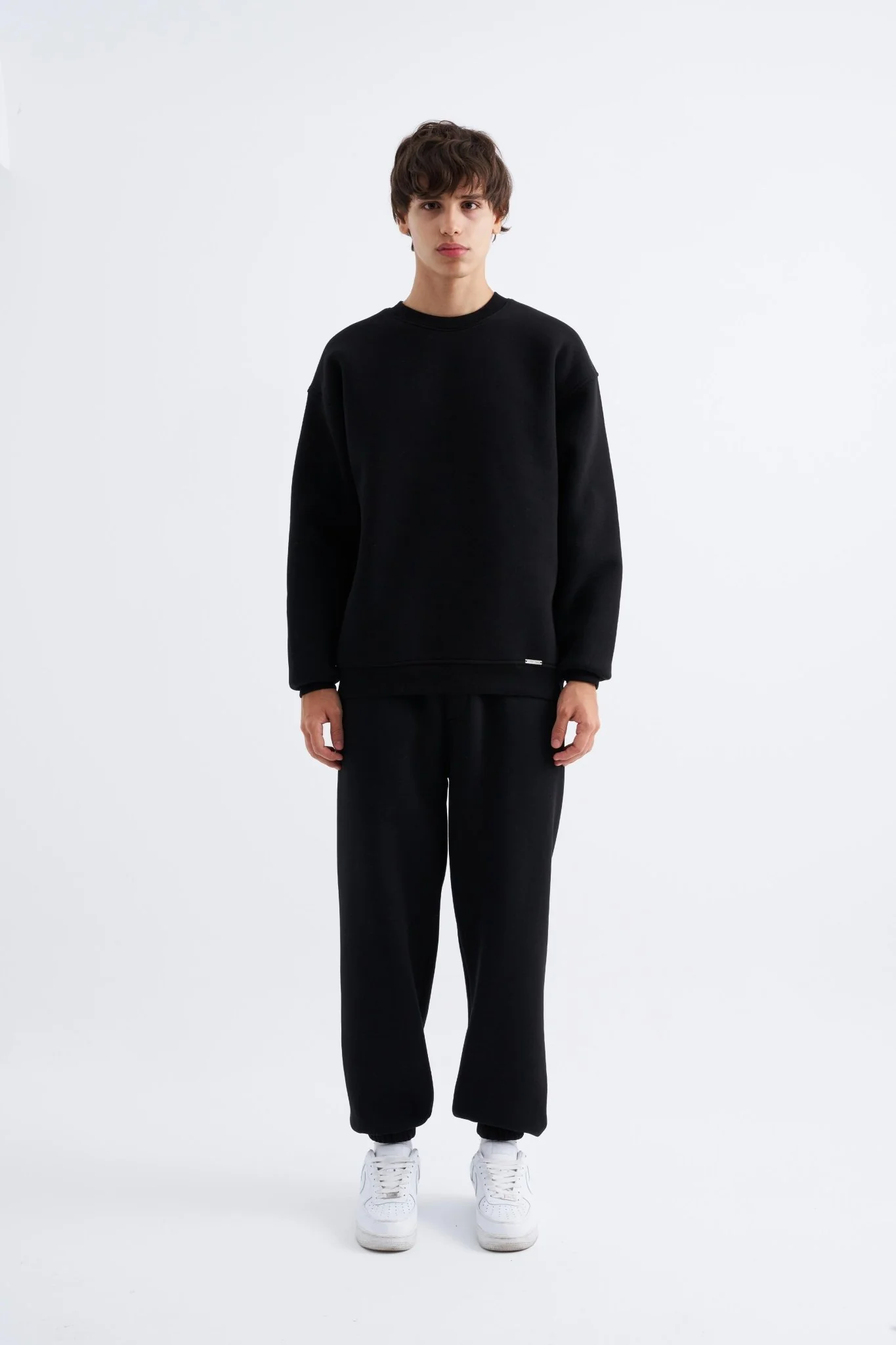 Erkek Basic Bisiklet Yaka Oversize Sweatshirt Siyah - Image 3