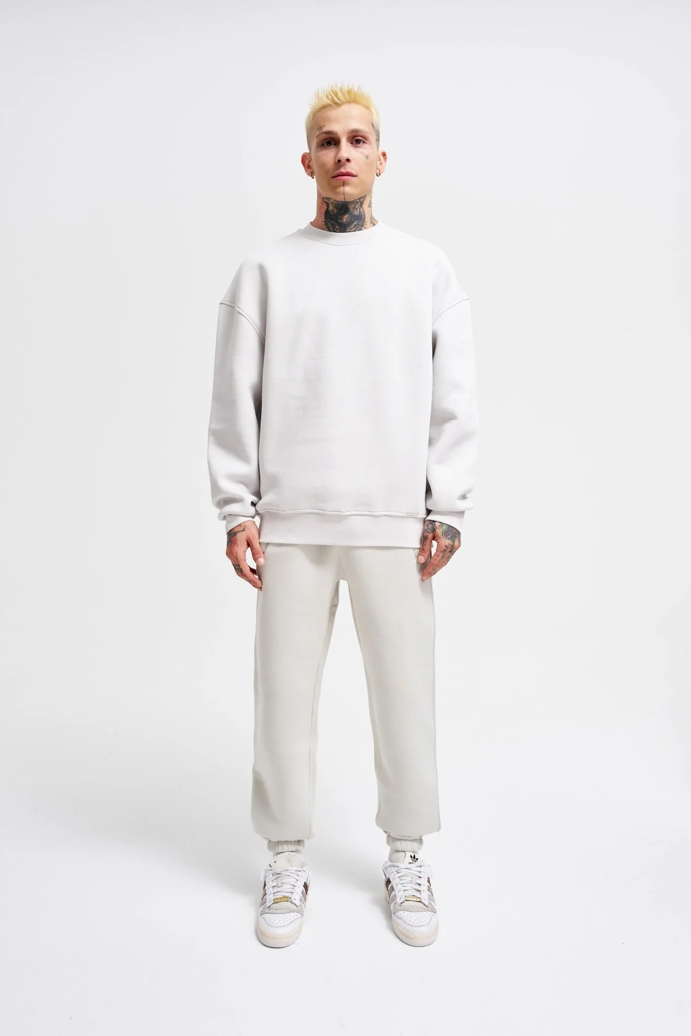 Erkek Basic Bisiklet Yaka Oversize Sweatshirt Uzay Grisi - Image 5