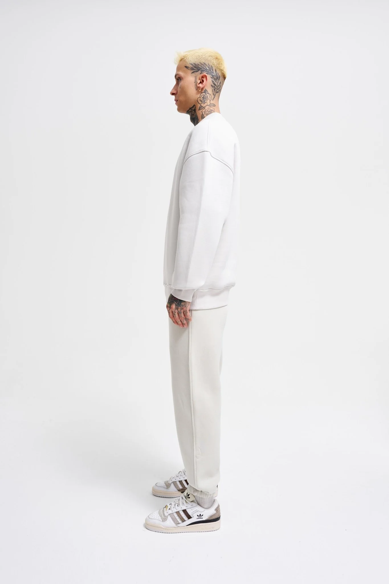 Erkek Basic Bisiklet Yaka Oversize Sweatshirt Uzay Grisi - Image 6