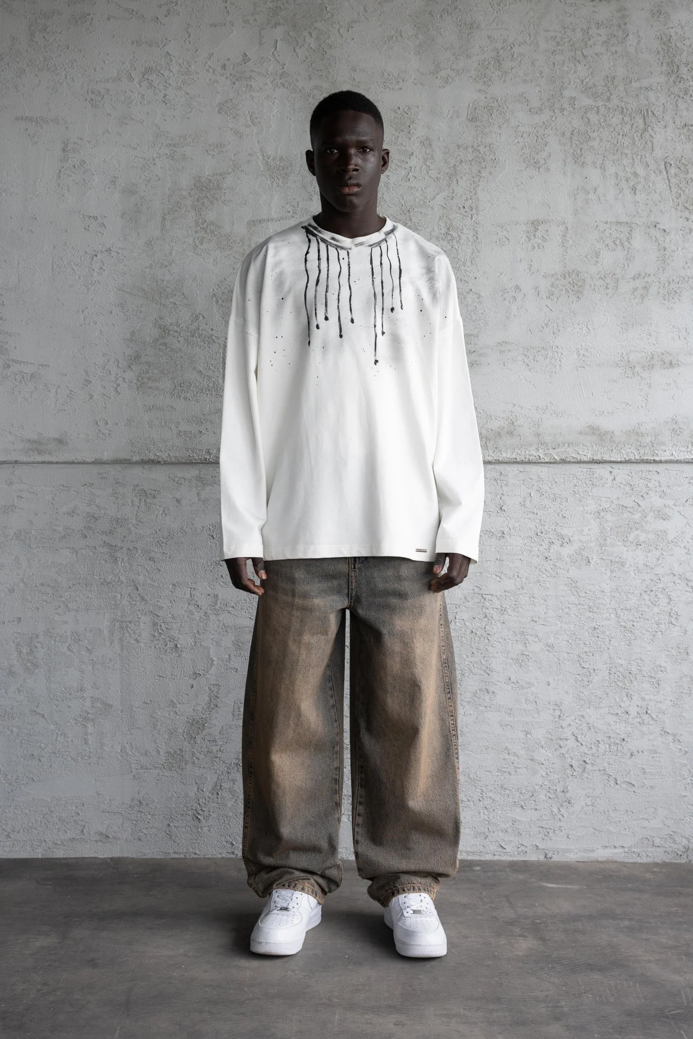 Erkek Hand Made Boya Baskılı Oversize Uzun Kollu Tişört Ekru - Image 5