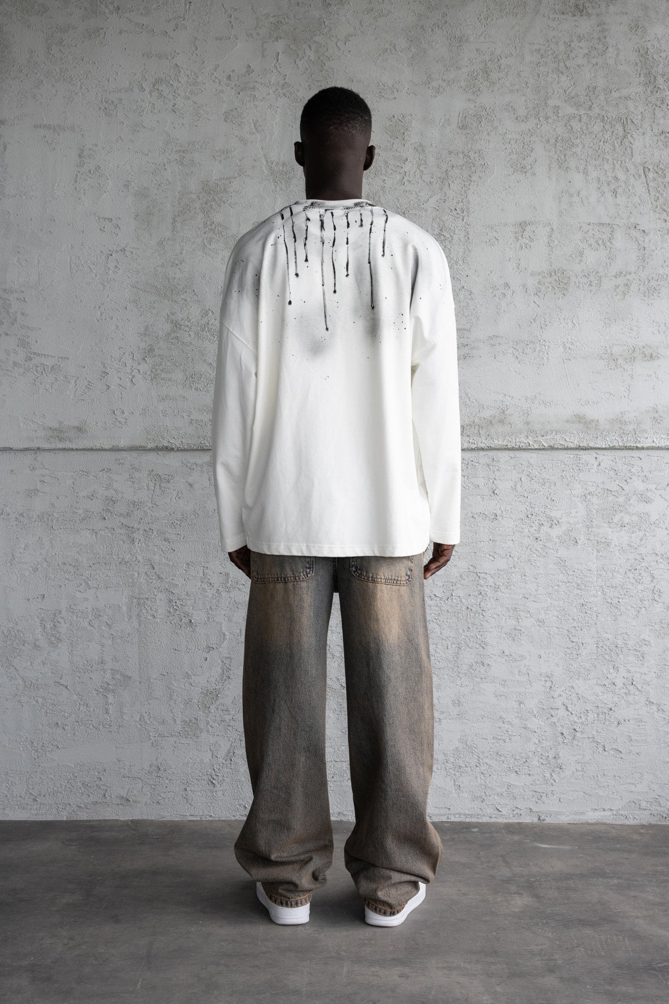 Erkek Hand Made Boya Baskılı Oversize Uzun Kollu Tişört Ekru - Image 6