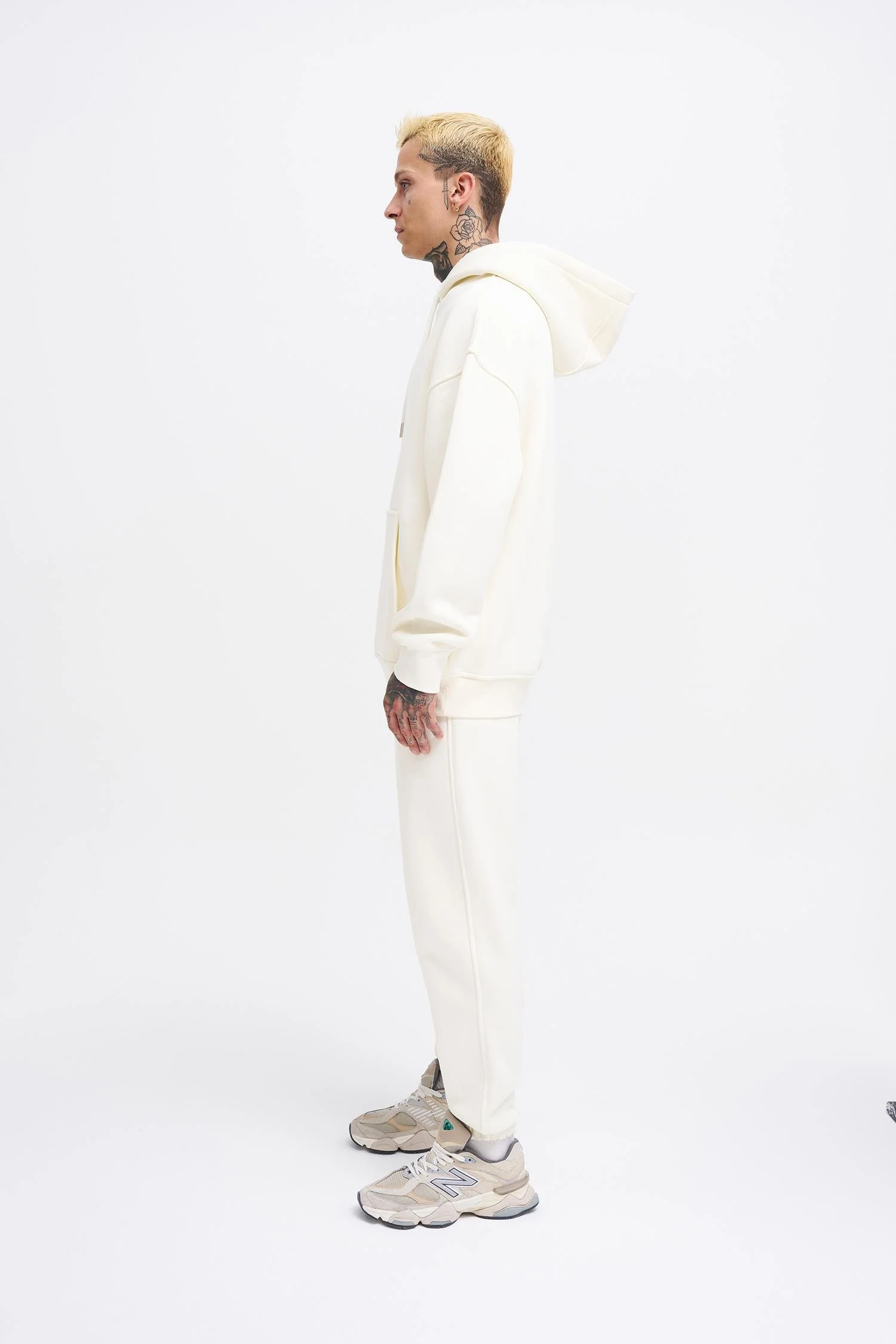 Erkek Oversize Basic Kapüşonlu Sweatshirt Ekru - Image 6