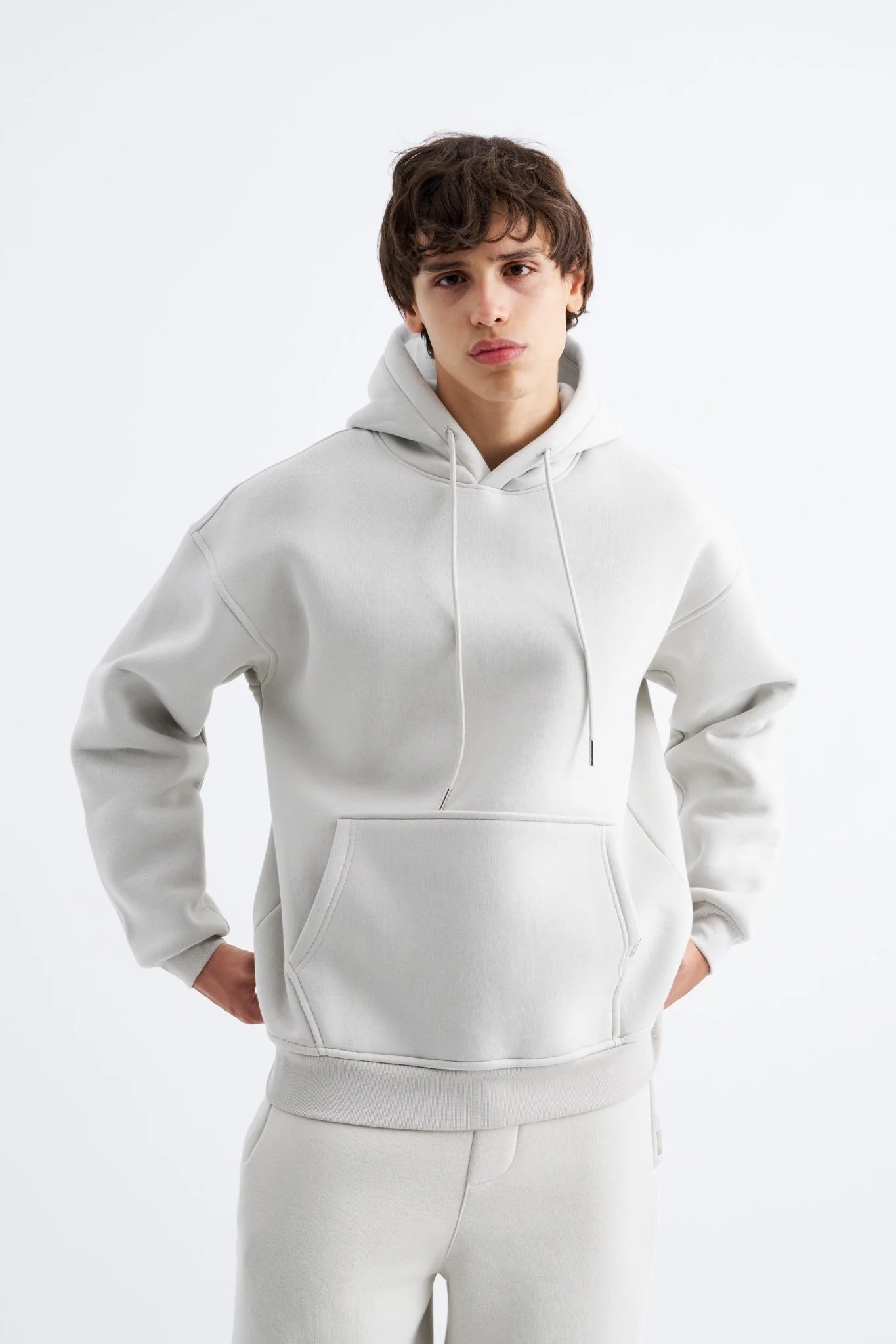 Erkek Oversize Basic Kapüşonlu Sweatshirt Uzay Grisi - Image 3