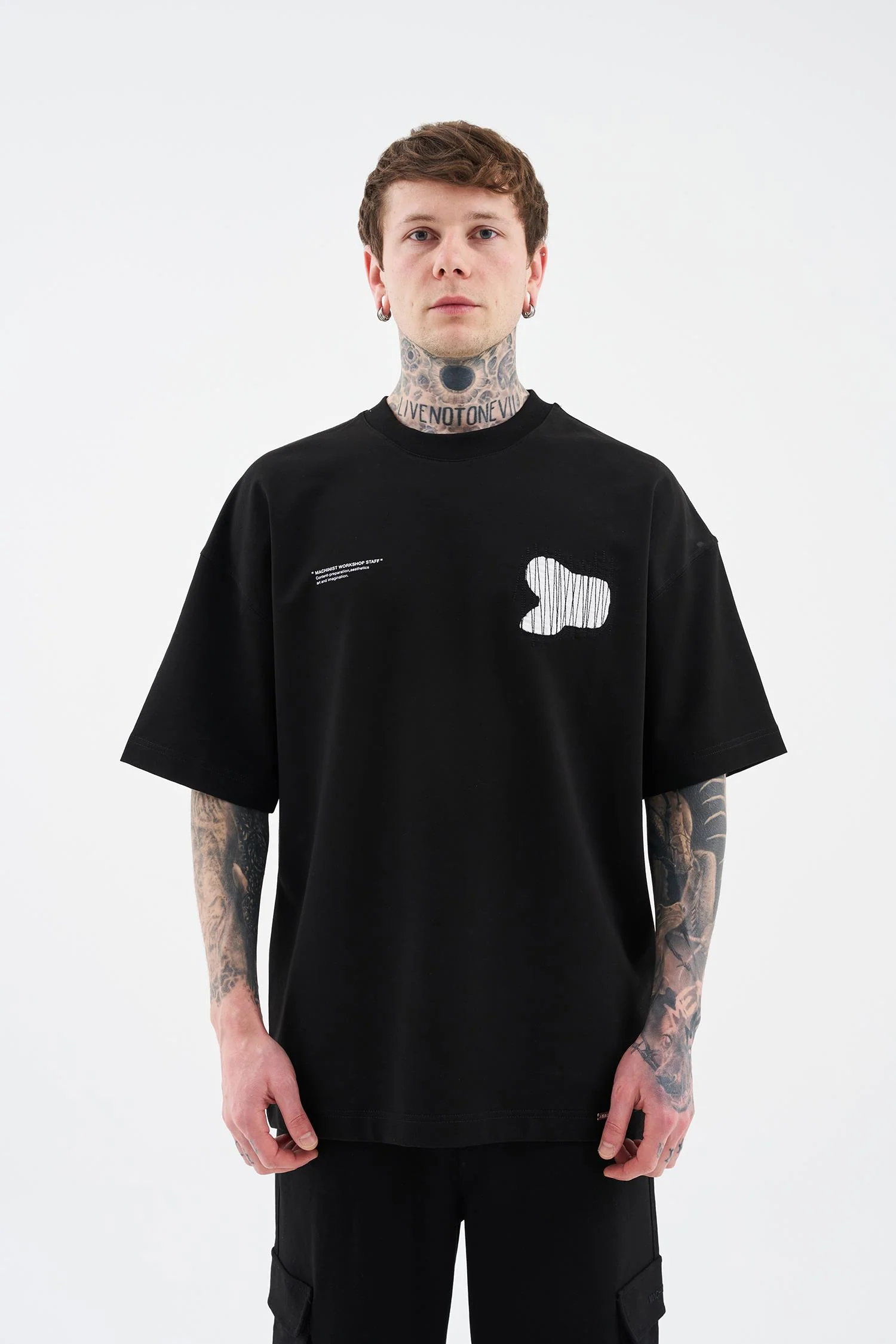 Erkek Patchwork and Stitched Oversize Tişört Siyah - Image 4