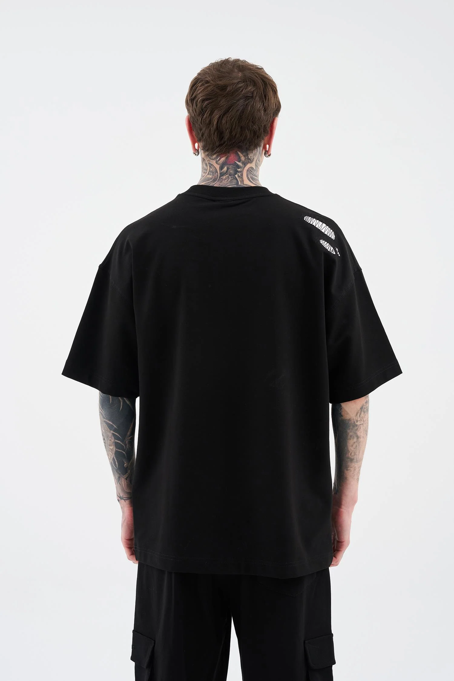 Erkek Patchwork and Stitched Oversize Tişört Siyah - Image 5