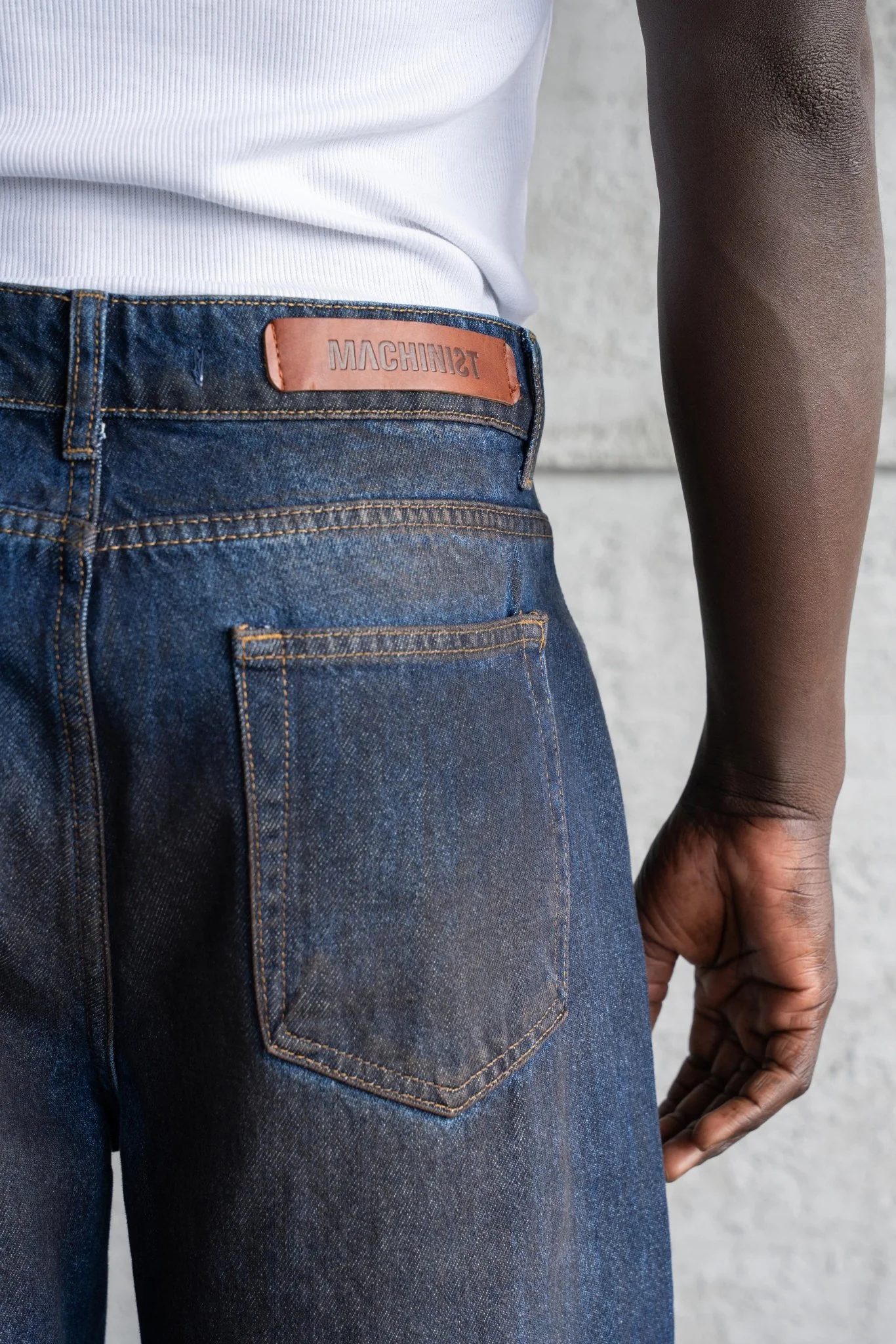 Erkek Pigment Kaplama Efektli Baggy Jean Pantolon Mavi - Image 8