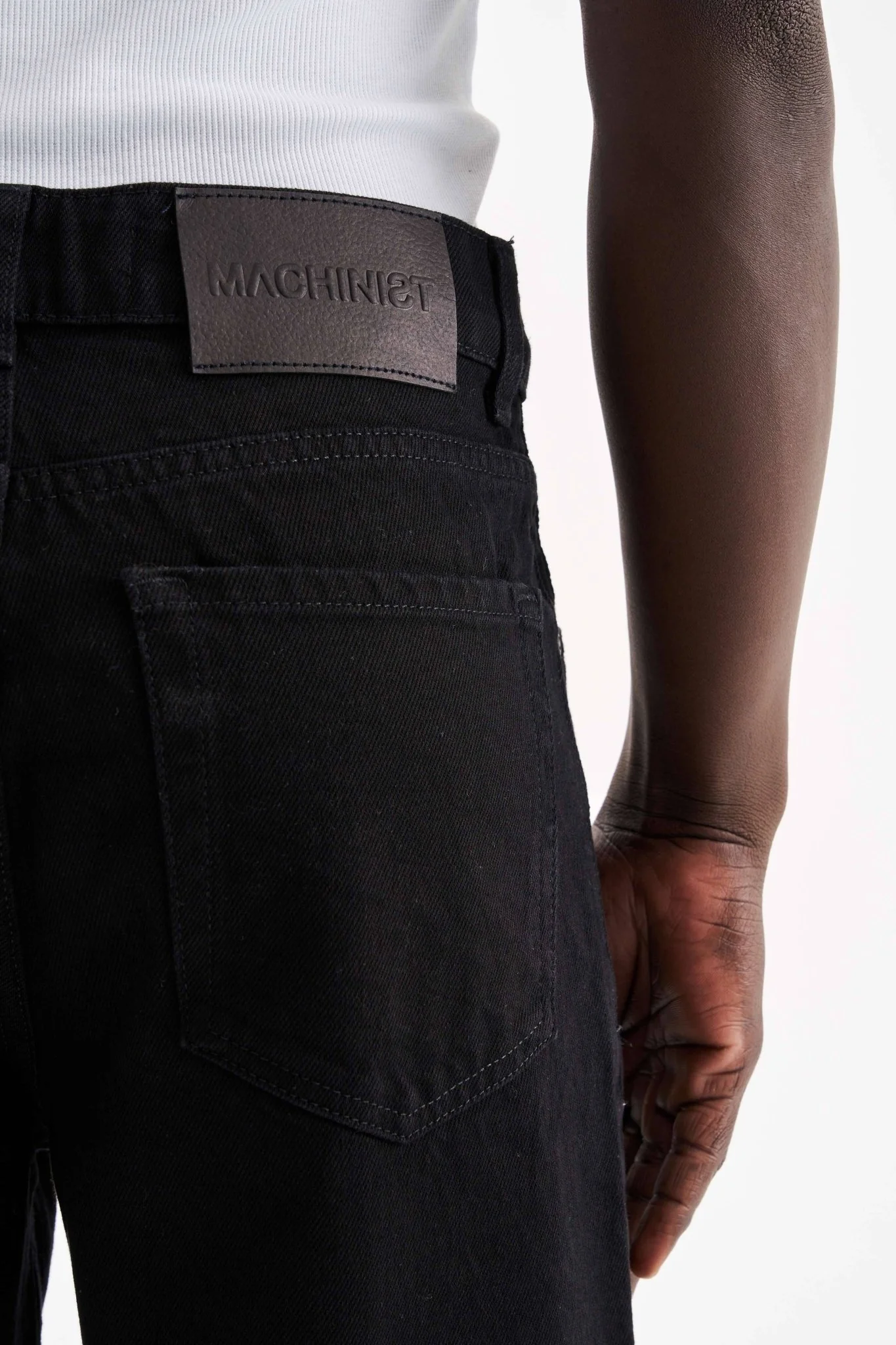 Erkek Relaxed Baggy Jean Pantolon Efektli Siyah - Image 5